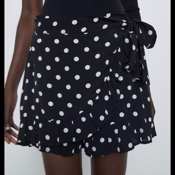 Zara Pants - Zara polka dot Skort